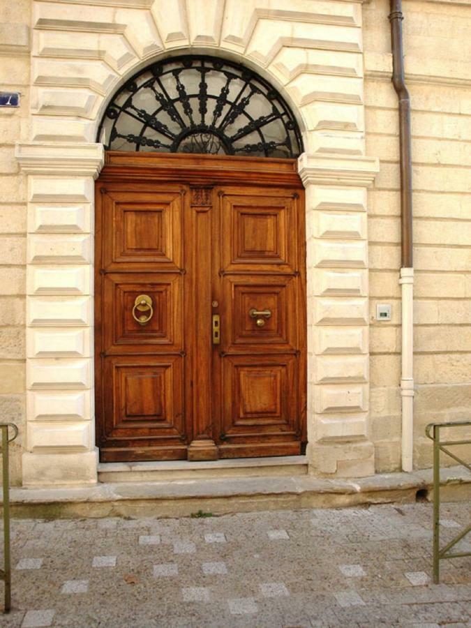 Appartement Dans Hotel De Flaux Uzès Εξωτερικό φωτογραφία